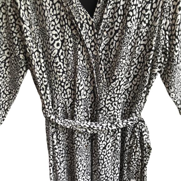 Liz Claiborne Animal Print Wrap Dress Size 1X Jersey 3/4 Sleeves Knee Length - Picture 7 of 16
